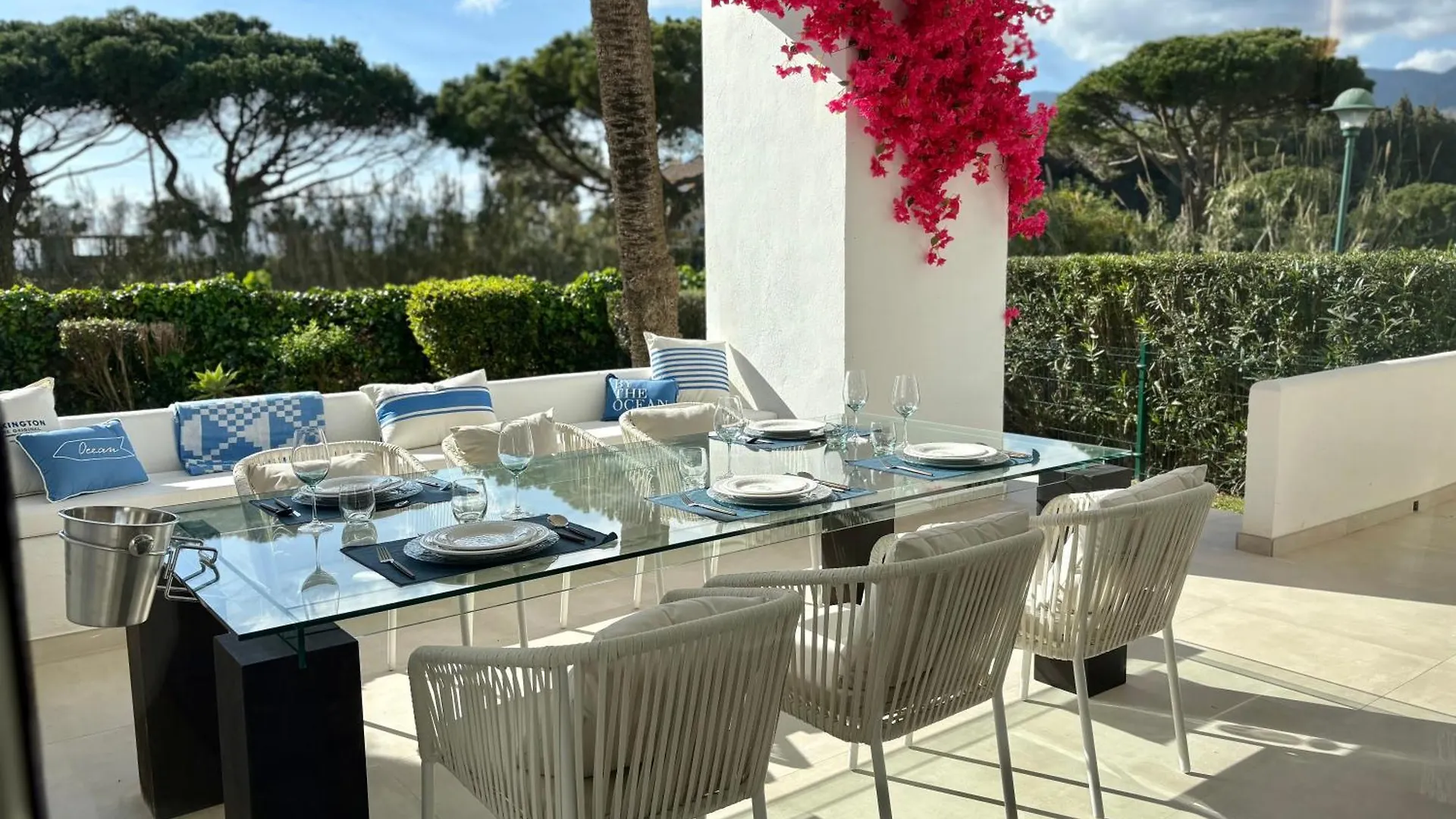 Los Monteros Palm Beach, Private Garden, Beach Front Marbella Apartamento