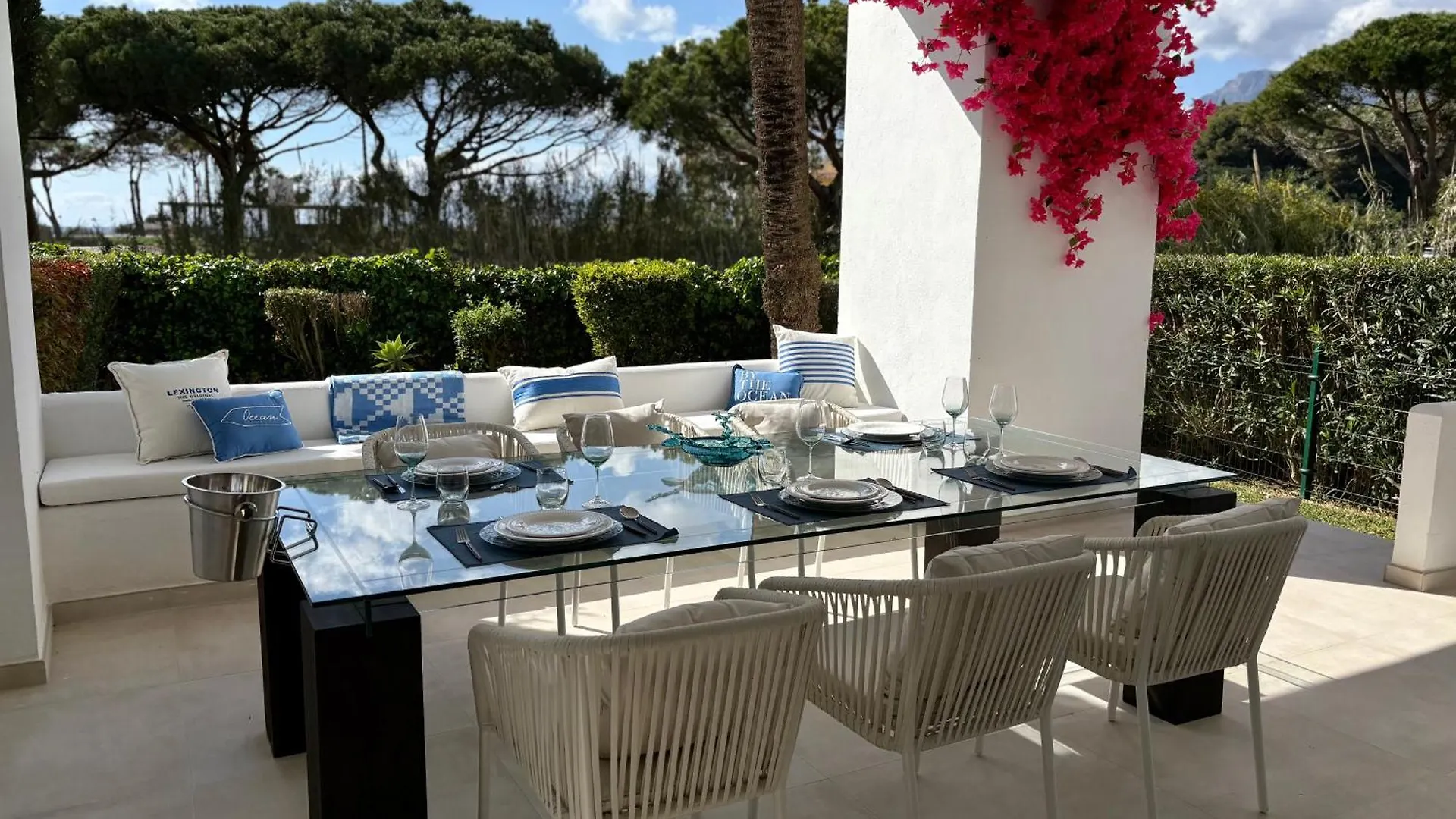 Apartamento Los Monteros Palm Beach, Private Garden, Beach Front Marbella España