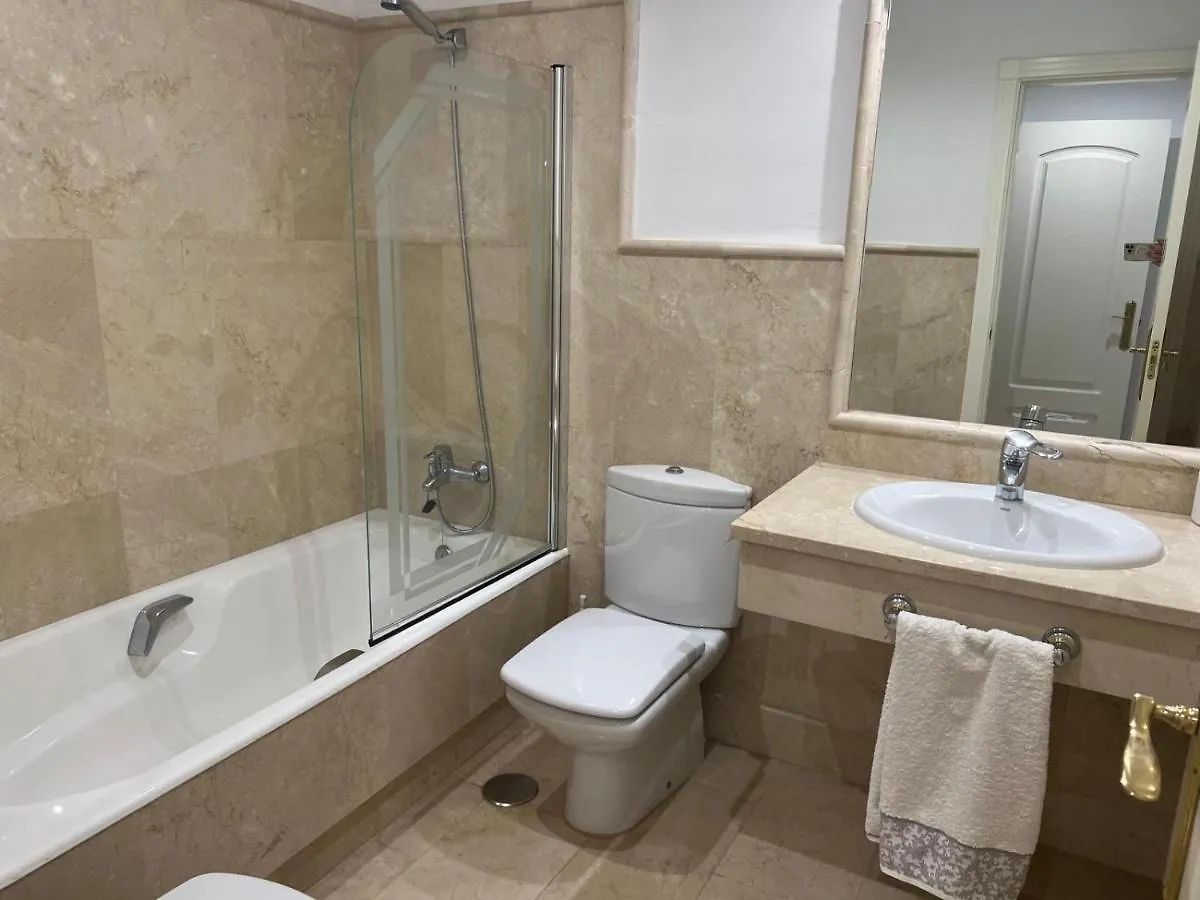 Апартаменты Los Monteros Palm Beach, Private Garden, Beach Front Марбелья